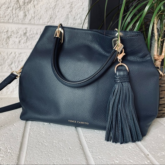 Vince Camuto Handbags - NWOT Vince Camuto Elva Leather Satchel Purse